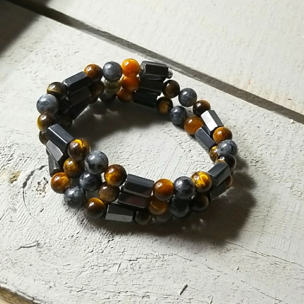 Hematite+tiger's eye with tourmaline